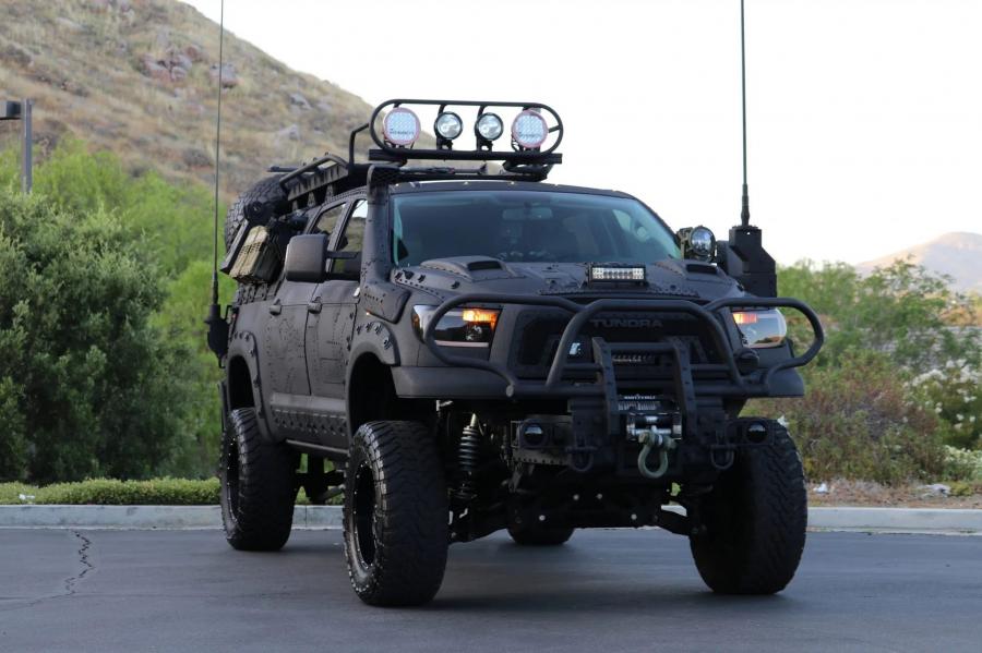  Toyota Tundra CrewMax 4x4 Zombie Apocalypse 2013 года  (фото 13 из 461)